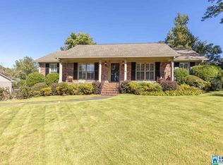 3405 Norwich Dr, Vestavia, AL 35243