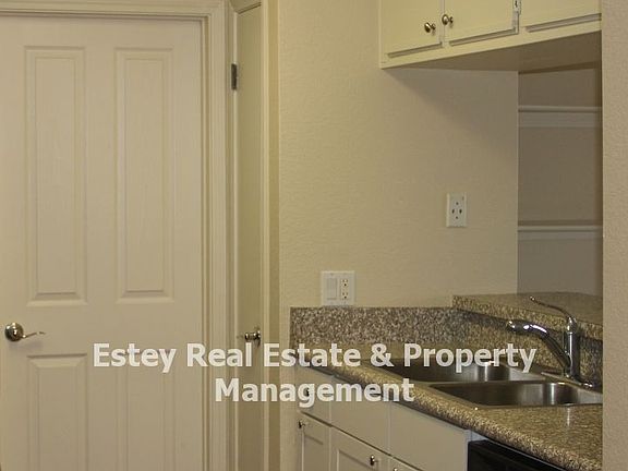 4th image of 1201 Glen Cove Pkwy APT 110