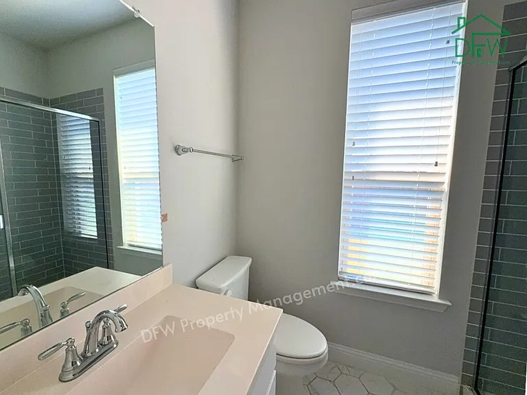 501 Upper Falls Ln — Photo 17