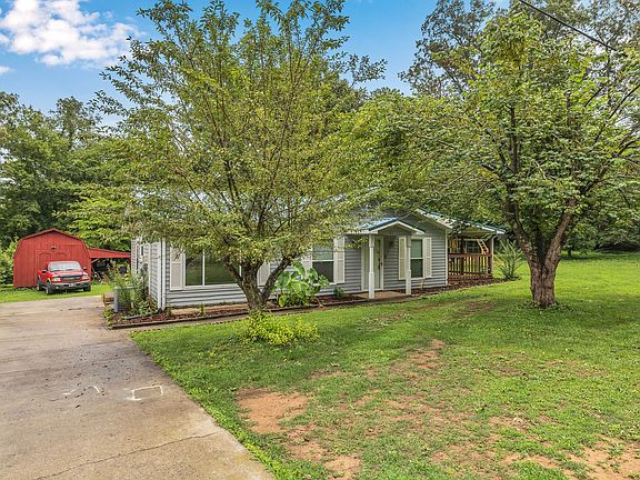 3rd image of 262 Shawna Ln