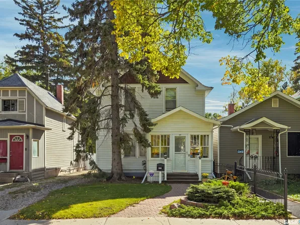 517 Rusholme Road, Saskatoon, SK S7L 0G5