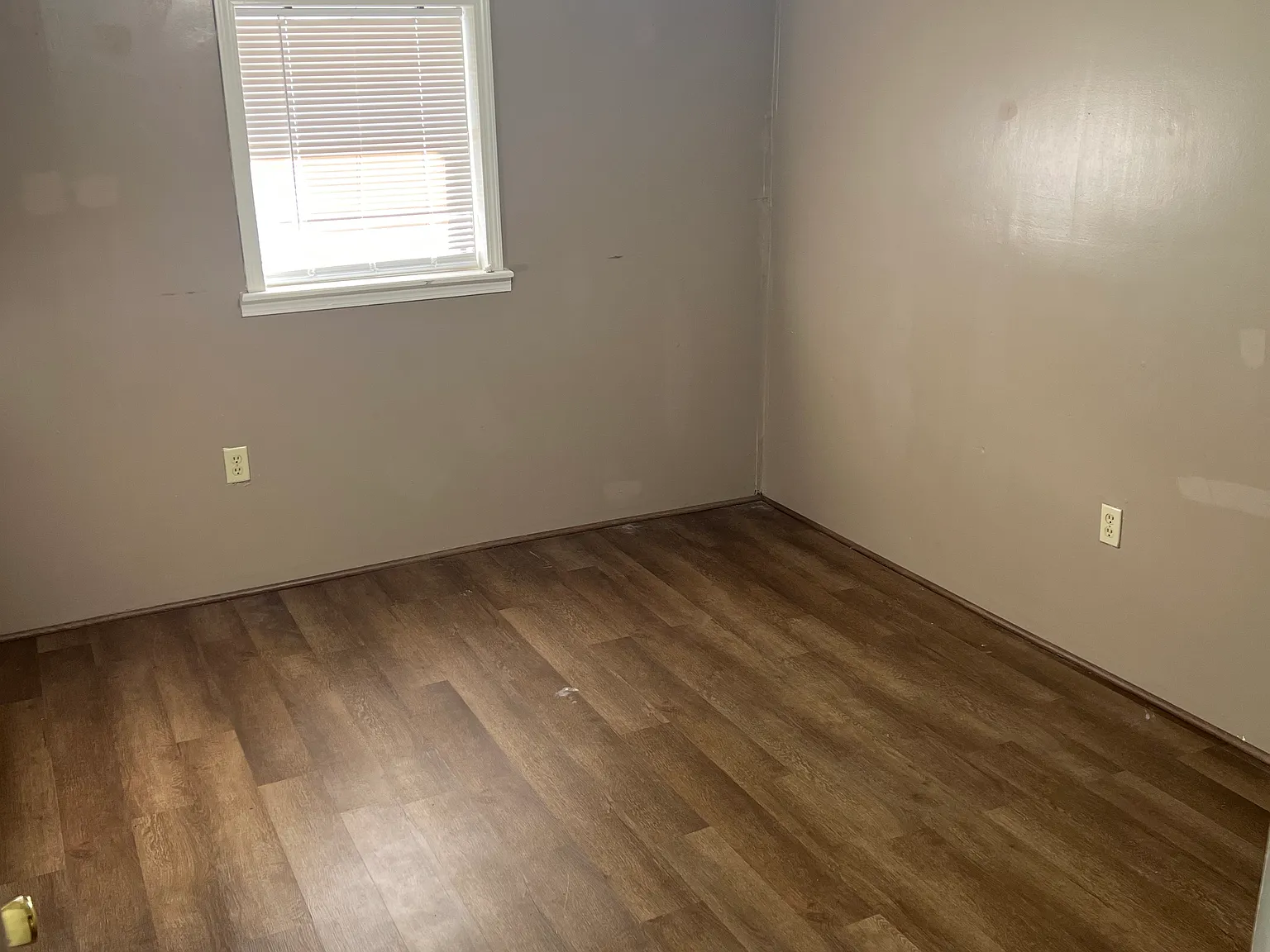 2 bed, $850 — Photo 4