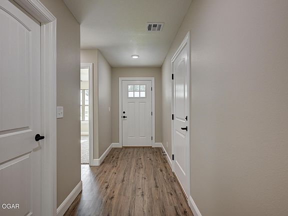 2nd image of 2908 Leah Ln