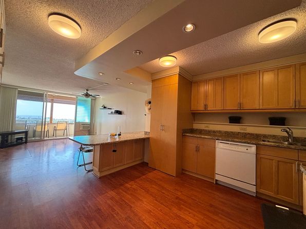 1676 Ala Moana Blvd APT 1006