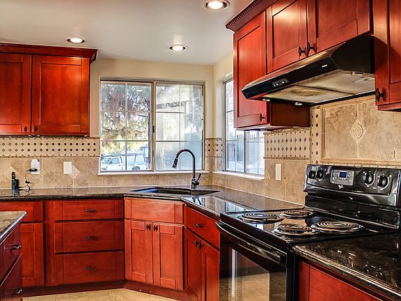 2nd image of 2813 Gadwall Ct
