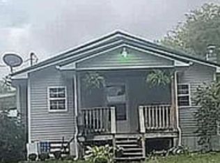 33930 Midland Trl, Rainelle, WV 25962