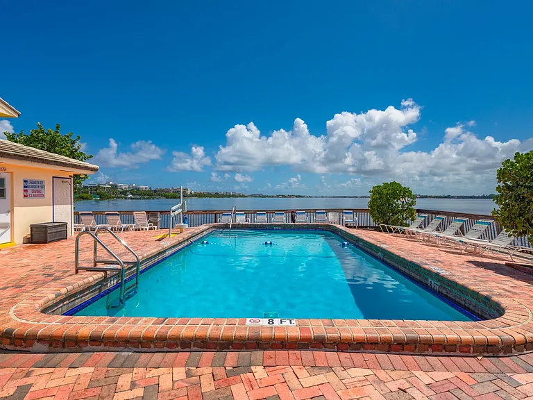 Palm Beach Resort & Beach Club — Photo 17