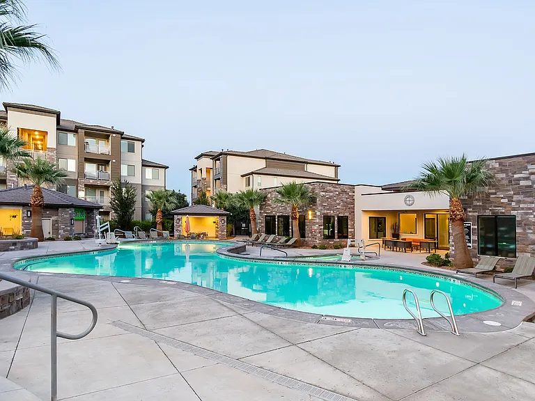 Grayhawk at River's Edge — Photo 49