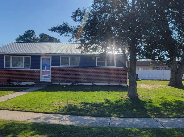 1204 Harrison Dr, Dover, DE 19901