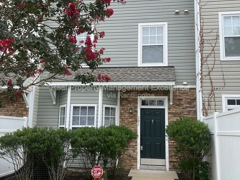 330 Gilman Ln #101 — Photo 25