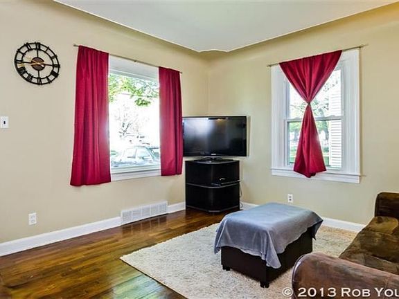 5th image of 3328 Chestnut Ave SW