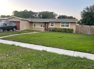 6931 SW 5th Ct, Hollywood, FL 33023