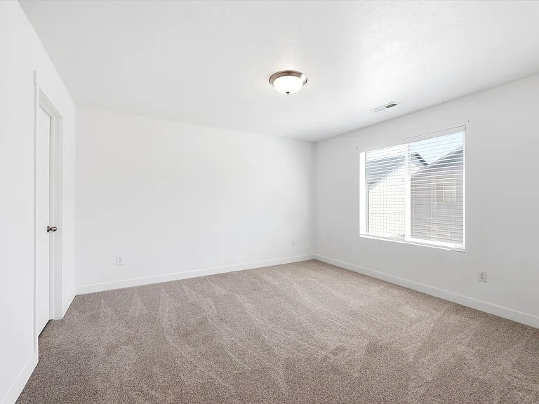 432 S Pegasus Way — Photo 13