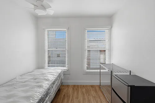 102 S Park St #406 Photo 1