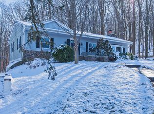 23 Pleasant Valley Harbou Rd, Titusville, NJ 08560