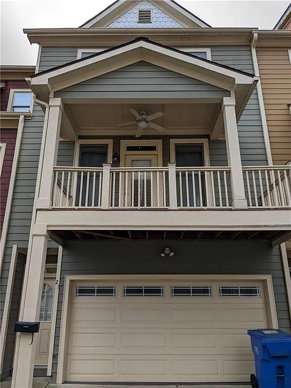 4 bed, 4.0 bath, 1584 sqft, $2,990 — Photo 1