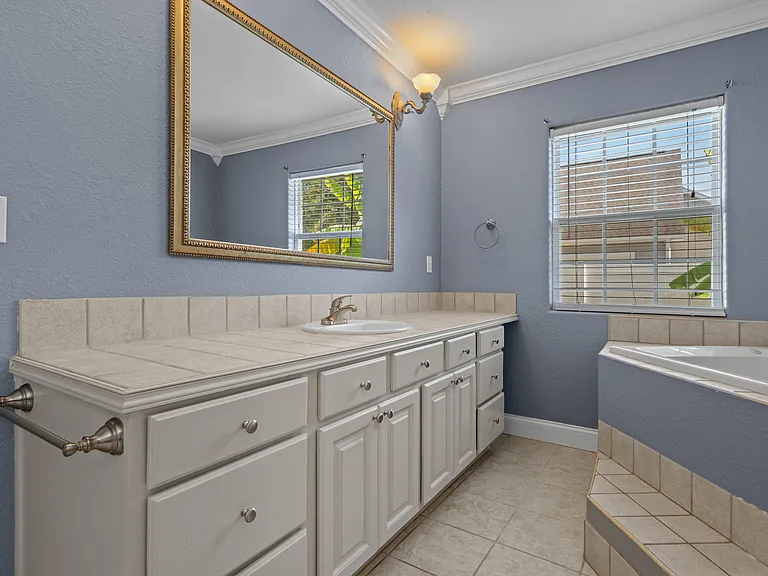 2409 Hunters Trl — Photo 20