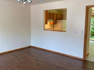 2220 N Illinois Ave #B, Carbondale, IL 62901