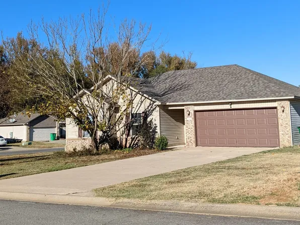 400 Apricot St, Austin, AR 72007