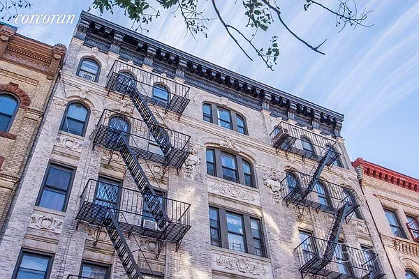 Rented by Corcoran | media 23