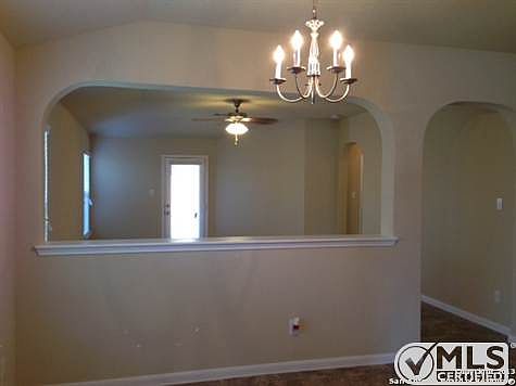 4th image of 256 Oak Creek Way