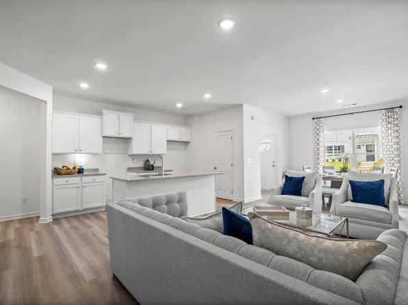 1905 Victoria Way #114, Conyers, GA 30013