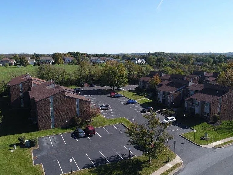 Treeview Apartments — Photo 25