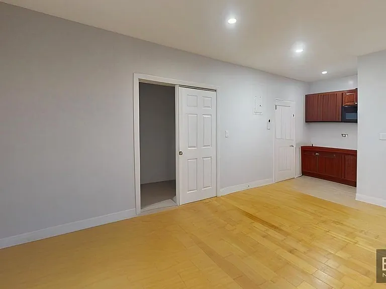 167 E 33rd St #3B — Photo 5