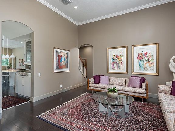 5th image of 940 Cypress Cove Way