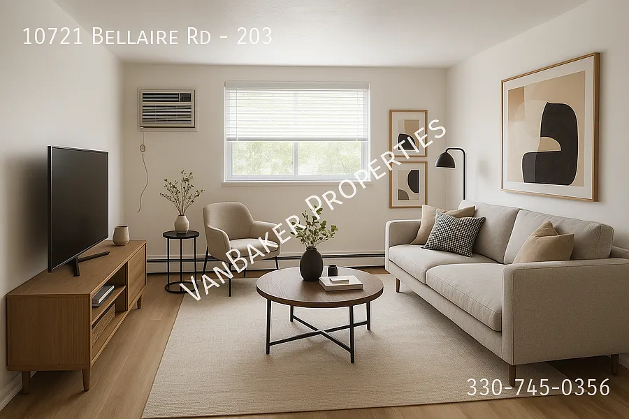 Building Photo - 10721 Bellaire Rd #203