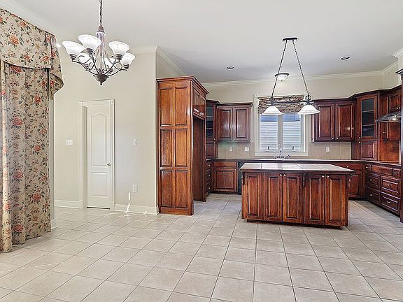 Breakfast Area/Kitchen