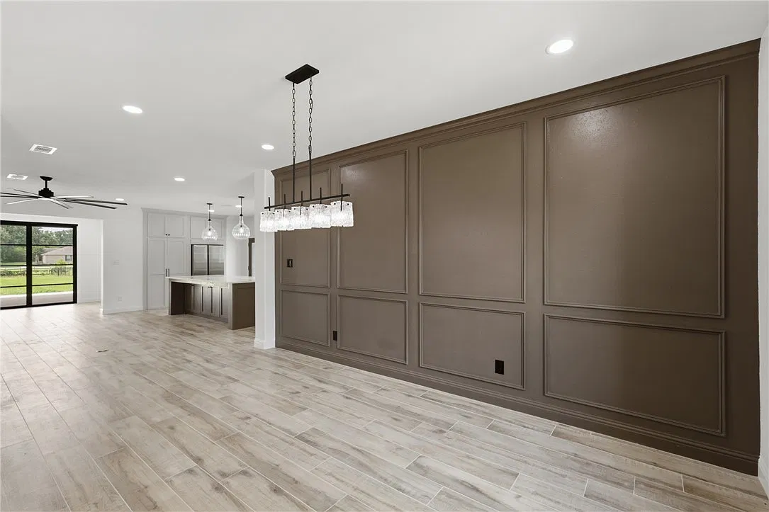 5 bed, 3575 sqft, $4,000 — Photo 4