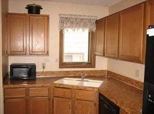 1120 High Plains Rd, Lincoln, NE 68512