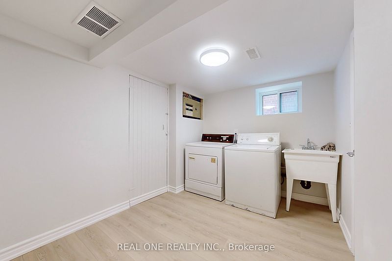 Toronto House for rent - 1 Bedroom — photo 15