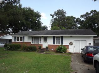 1926 Gladiolus Dr, Laurel, MS 39440