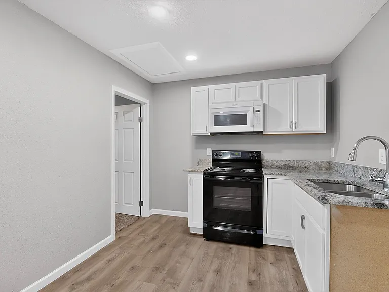 1305 NW 14th St #A — Photo 12