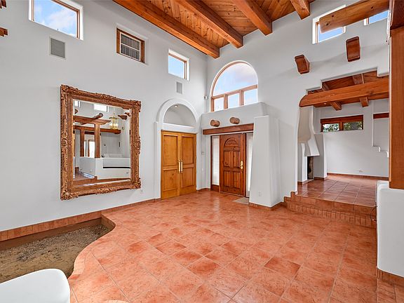 3rd image of 1079 Encantado Dr NE