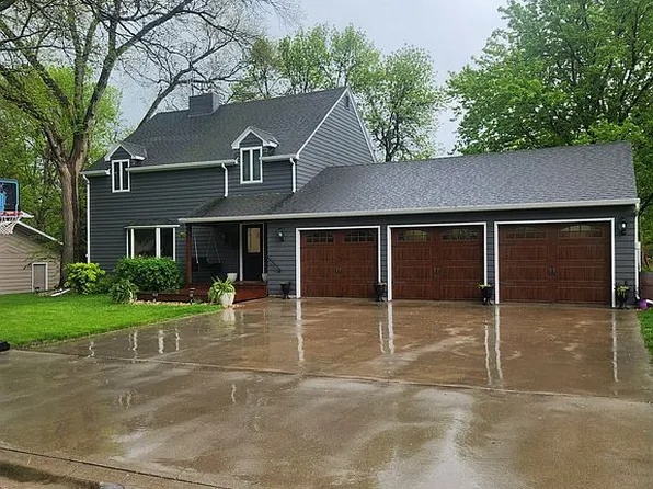 104 W 8th Ave, Milbank, SD 57252