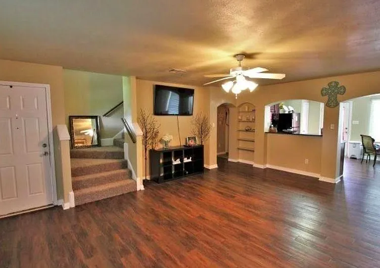 4121 McFarland Dr — Photo 5