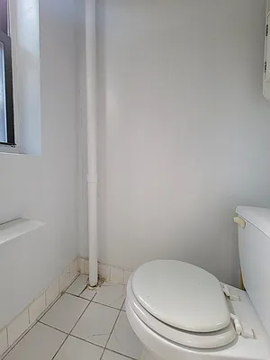 Rented by AZ REALTY NYC LLC | media 12