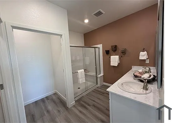 7980 Delta Haven St — Photo 5