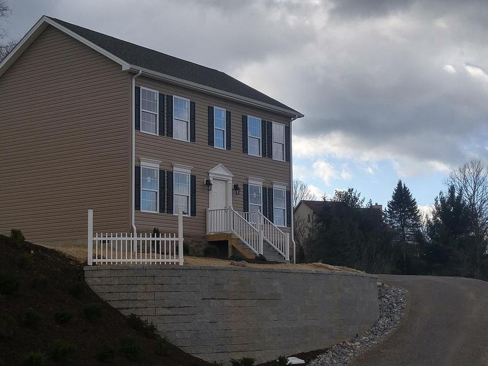 1st image of 135 John Lemley Ln