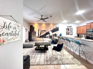 8961 Bismarck Palm Rd, Kissimmee, FL 34747