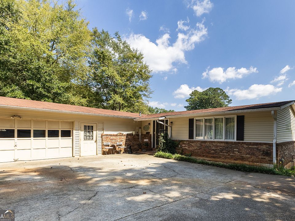 1st image of 18 Merrill Way