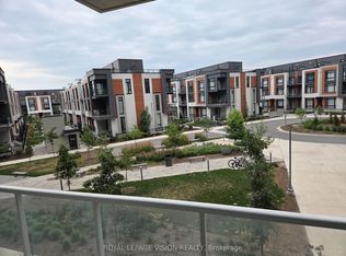 6 David Eyer Rd #217, Richmond Hill, ON L4S 0N5