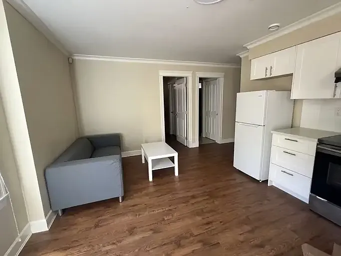 2 bed, 1.5 bath, 650 sqft, $2,800 — Photo 3