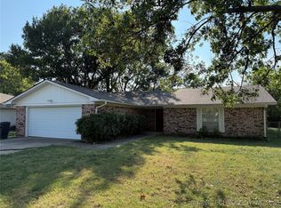 1319 Brookhaven St, Ardmore, OK 73401
