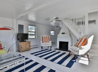 93 Cable Ave, Salisbury, MA 01952
