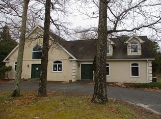 392 Alexander Ave, Howell, NJ 07731