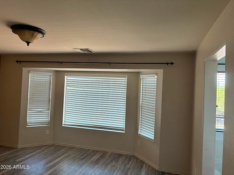 3340 S Sunland Dr — Photo 12